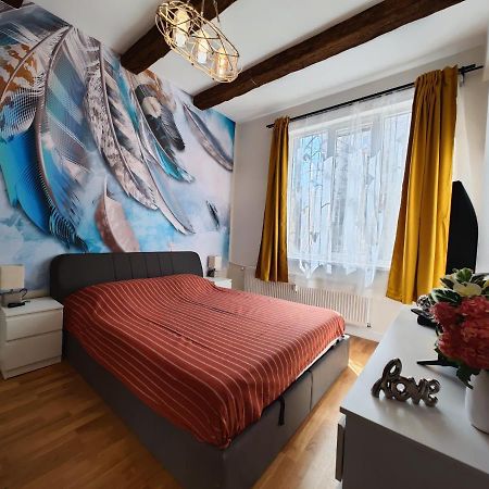 Apartament Apart Sofia Lion Bridge 2Bdr Self Check In Zewnętrze zdjęcie